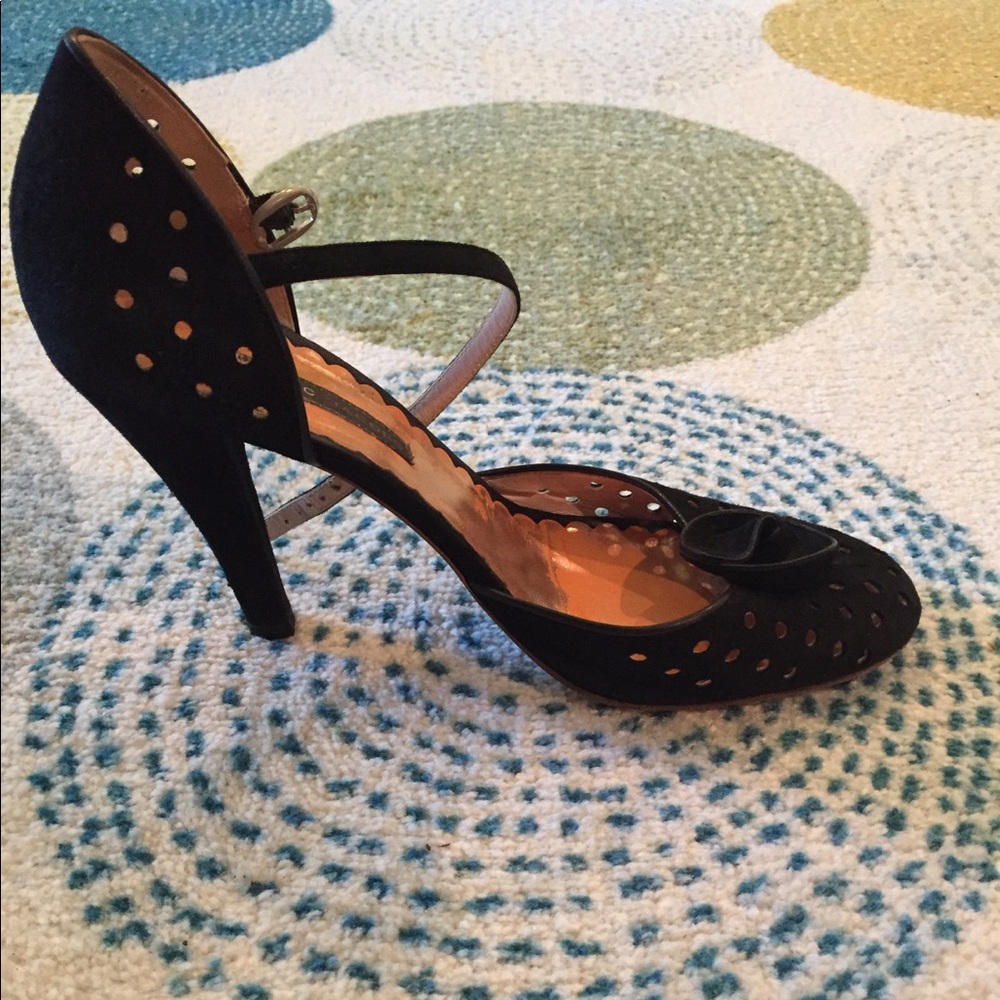 Lovely little Marc Jacobs heels